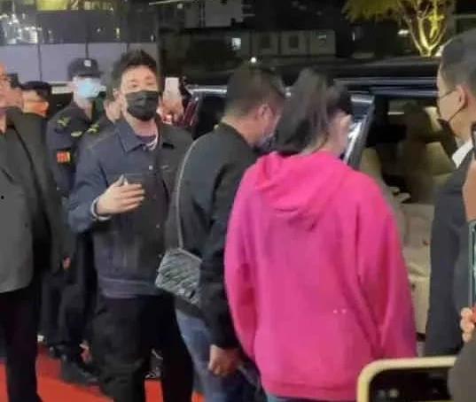 911最新吃瓜爆料新闻,惊人内幕曝光，真相令人震惊！